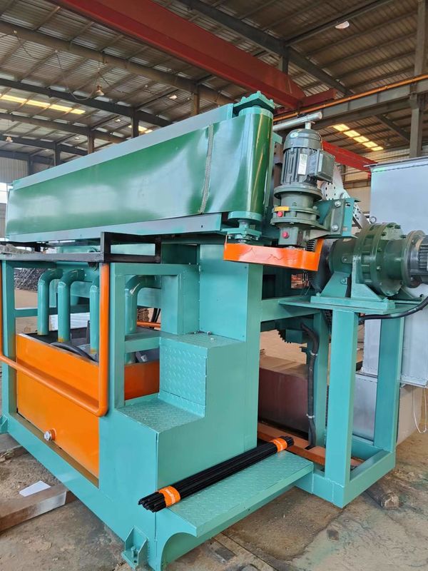 Máy chế tạo khay trứng giấy xoay 3 x 4 dây chuyền sản xuất khuôn nhỏ gọn và dễ vận hành sản xuất 2000 khay trứng mỗi giờ