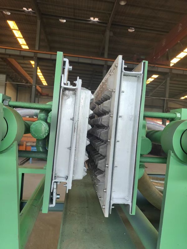 7.5KW Máy chế tạo khay trứng nhỏ với khuôn đúc đồng 7.5m * 2.5m * 2.2m