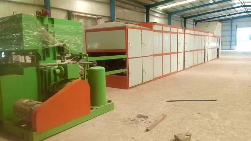 1500pcs/h Máy nạp trứng bán tự động cho doanh nghiệp nhỏ / Máy làm nồi táo cấu trúc đơn giản Tốc độ điều chỉnh khuôn nhôm PLC điều khiển