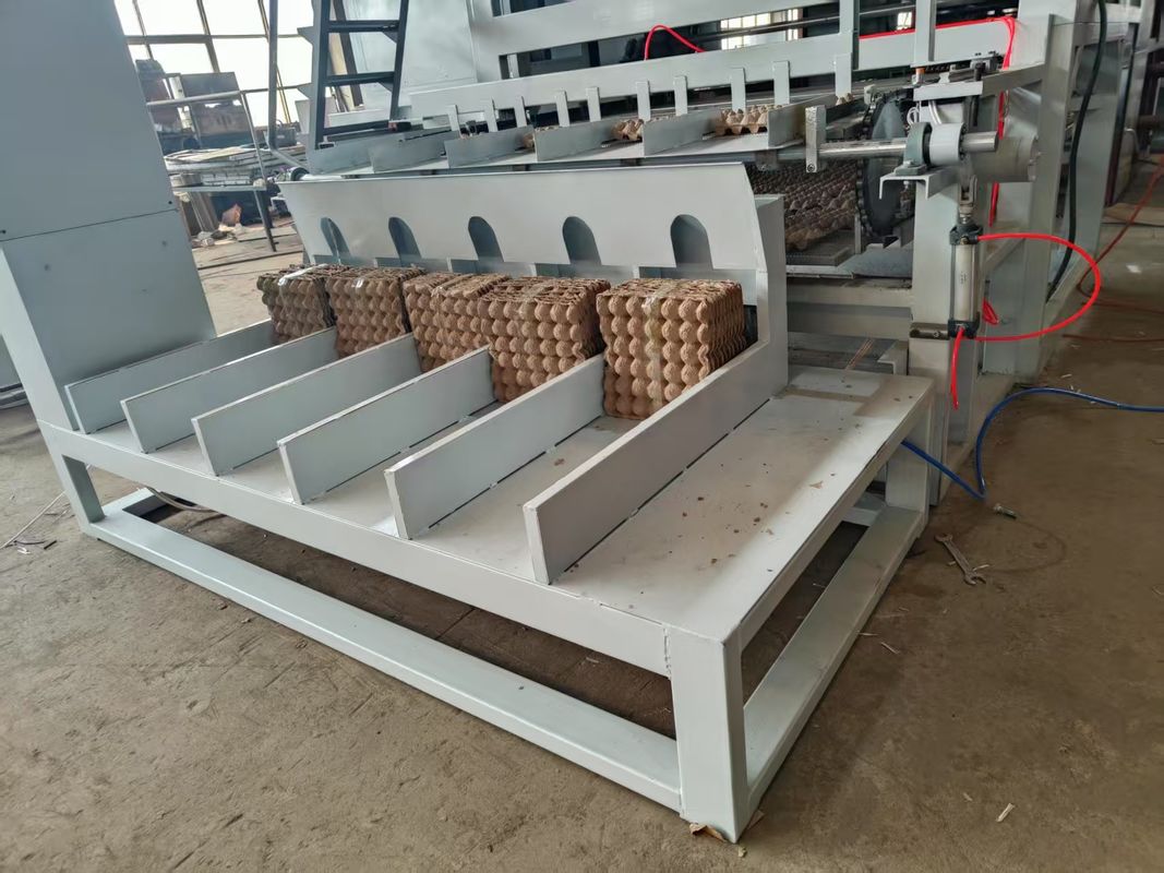 Máy đóng gói khay trứng hoàn toàn tự động 5 * 8 Mold Capacity Full Automatic Egg Tray Packaging Machine / Pulp Moulding Equipment / Lưới sản xuất khay trứng với bảng điều khiển cảm ứng PLC