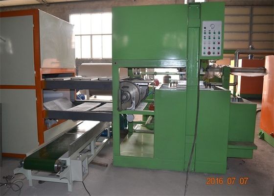Máy chế tạo đĩa trứng giấy chuyên nghiệp Máy điều khiển máy tính 2000pcs/h