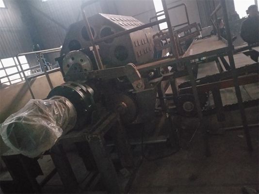 Sản xuất nồi trứng 3000pcs nồi giấy nồi rượu vang nồi hình máy