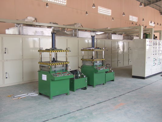 Dây chuyền sản xuất khay đựng trứng loại 30 hộp chuyển động qua lại hoàn toàn tự động